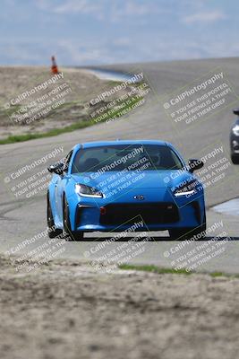 media/Mar-01-2025-Speed Ventures (Sat) [[3556983a2b]]/Yellow/Session 2 (Phil Hill)/